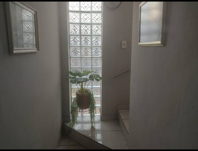 4 BEDROOM HOUSE FOR SALE IN OOS EINDE